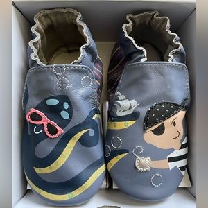 NIB Robeez 18-24m Pirate and Octopus